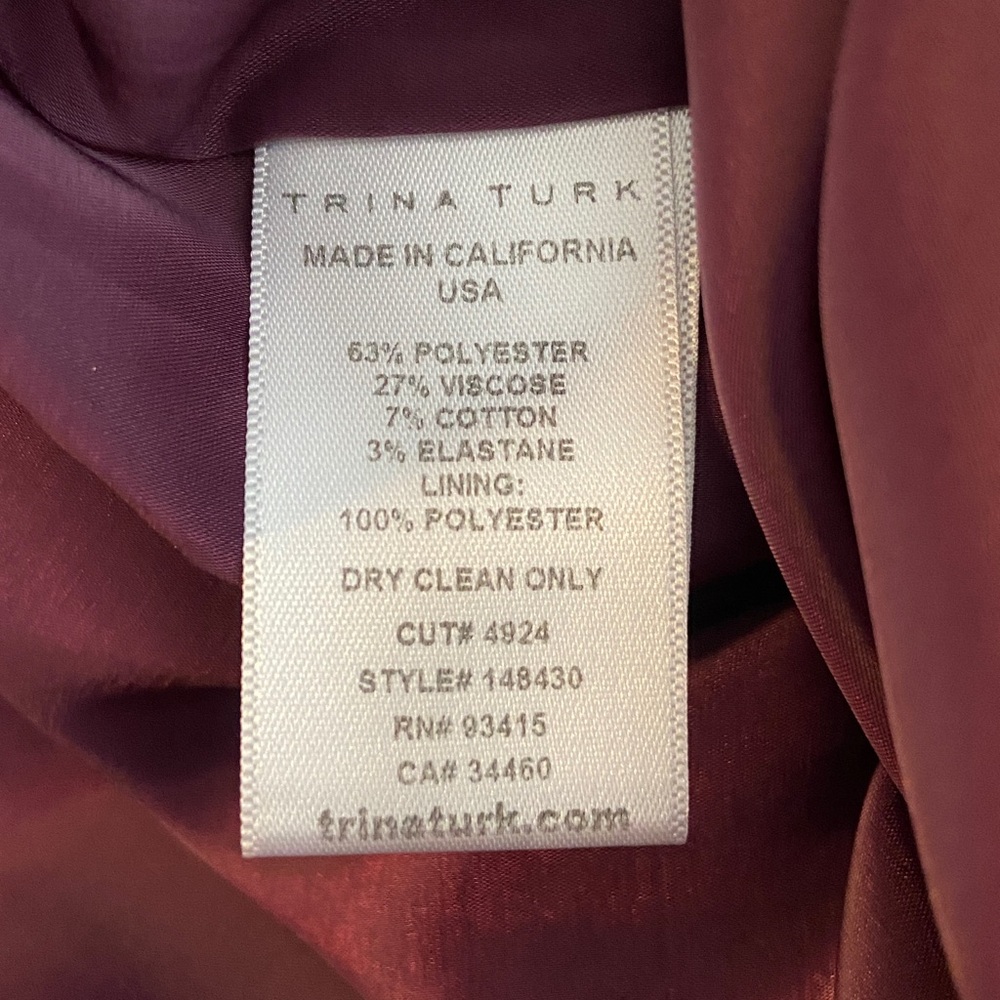 Trina Turk Suzy Loganberry Sleeveless Lined V-neck Dress 3602 - Picture 7 of 7